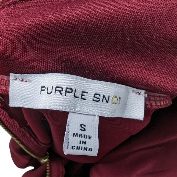 Dark red backless jumpsuit - Picture 5 of 5